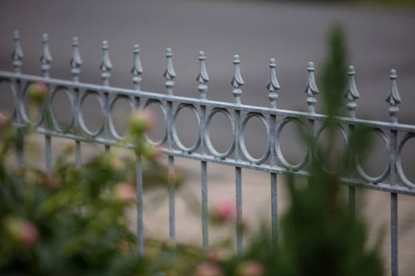 Zaun Belluno neben einer Straße | Feuerverzinkt