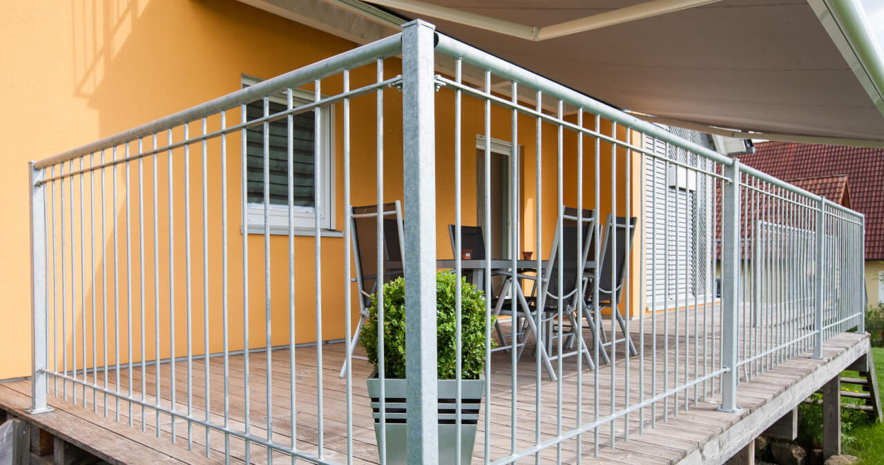 Design des balustrades de balcon – du moderne au romantique : quel style convient à votre maison ?