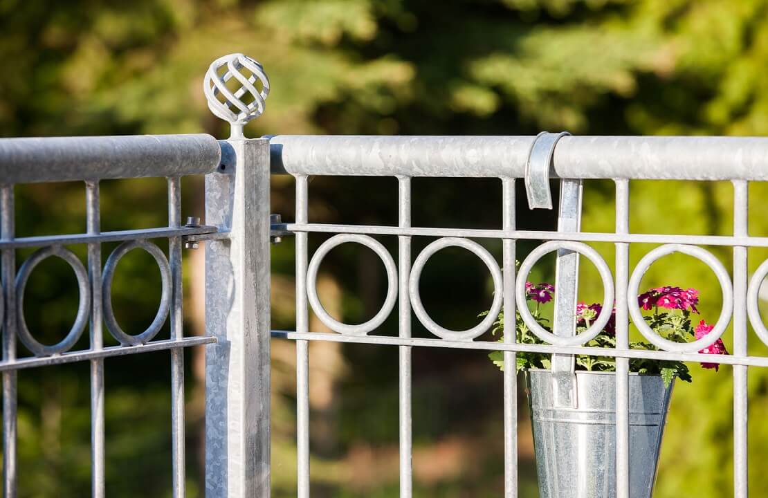 Garde-corps de balcon Belluno en métal galvanisé à chaud